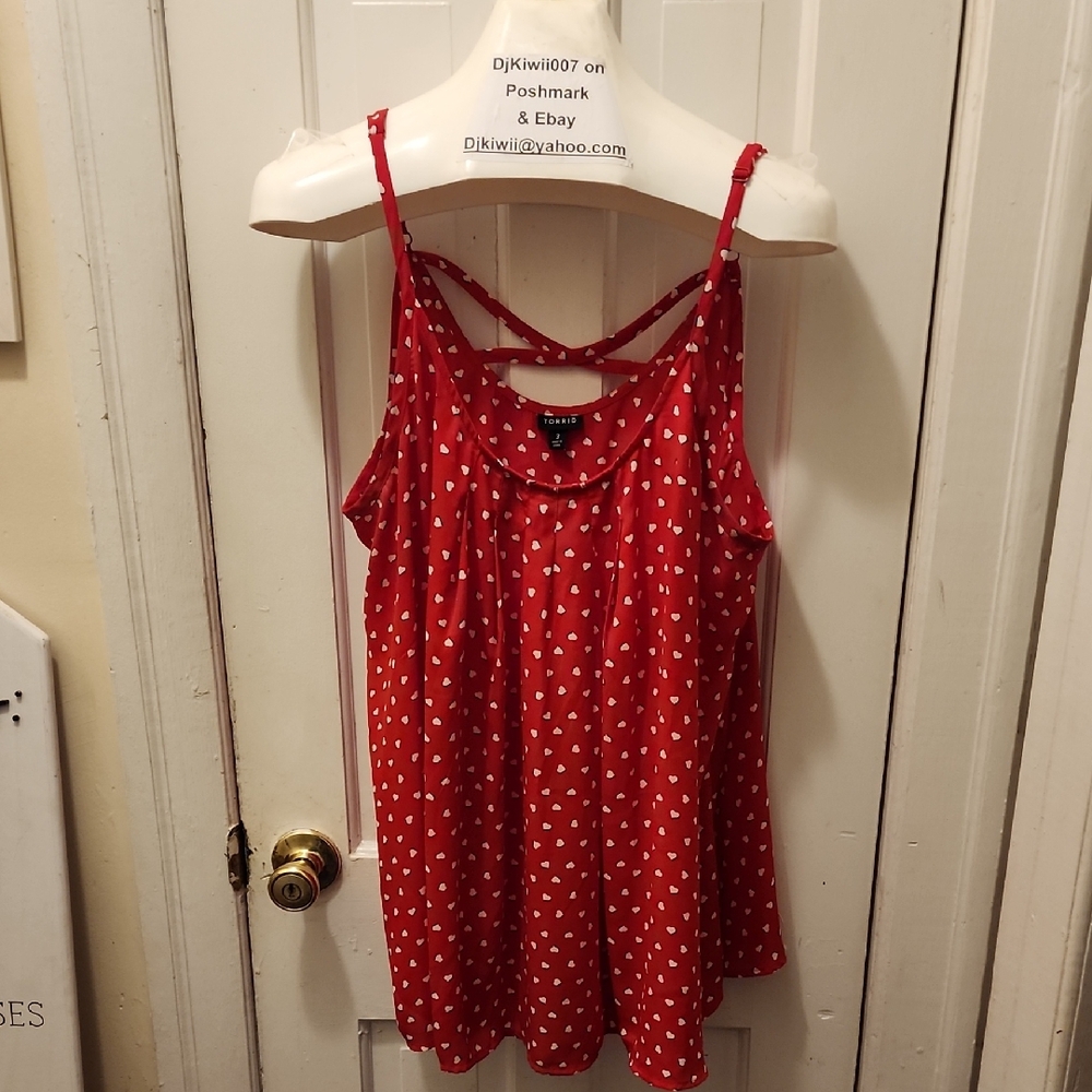 5/$25 3x [Torrid] Red Hearts Camisole Blouse B1
